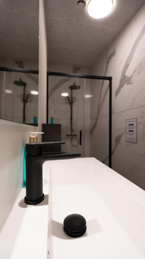 Broncks Apartment 2 - Modern 2-Bedroom In The Heart Of Tórshavn Zewnętrze zdjęcie