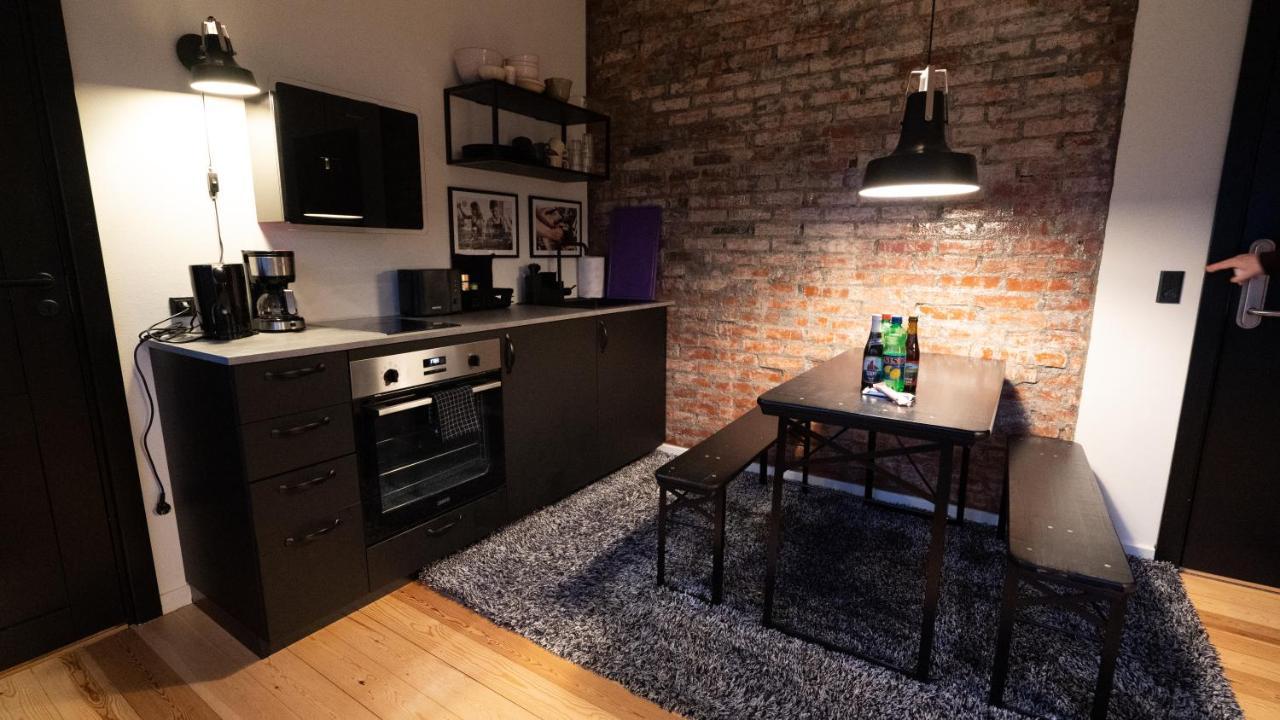 Broncks Apartment 2 - Modern 2-Bedroom In The Heart Of Tórshavn Zewnętrze zdjęcie